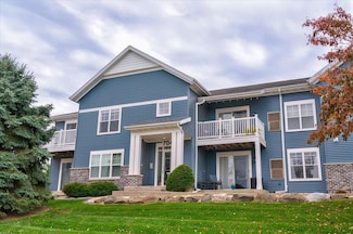 704 Herndon Dr Unit 201, Madison, WI 53718