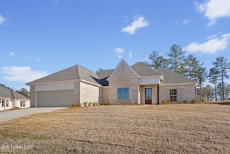 213 Lakecrest Dr, Madison, MS 39110