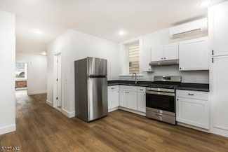 200 Forest St Unit L, Montclair, NJ 07042