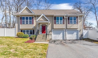35 Tower St, Hudson, MA 01749