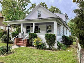613 3rd St, Somers Point, NJ 08244