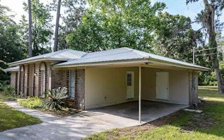 158 SE Plant St, Lake City, FL 32025