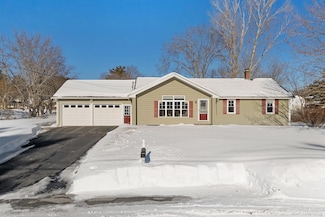 7 Jeffrey Ave, Saco, ME 04072