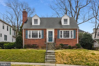 9523 Ewing Dr, Bethesda, MD 20817