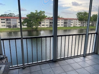 361 S Hollybrook Dr Unit 310, Pembroke Pines, FL 33025
