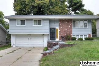 9712 Meredith Ave, Omaha, NE 68134