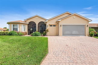 4496 Strathmore Dr, Lake Wales, FL 33859