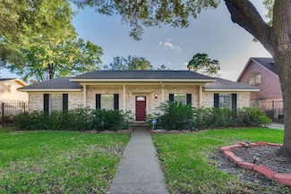 9223 Sandstone St, Houston, TX 77036