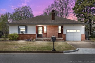 318 S 5th Place, Broken Arrow, OK 74012