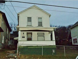935 Meadow Ave, Charleroi, PA 15022