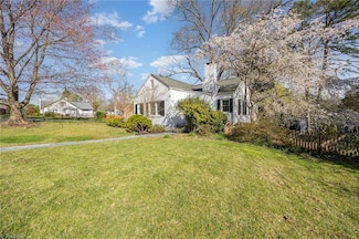 1002 W Westwood Ave, High Point, NC 27262