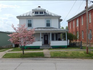215 W Main St, Harrisville, WV 26362