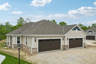 W204N17665 Laurel Place Unit 601, Jackson, WI 53037