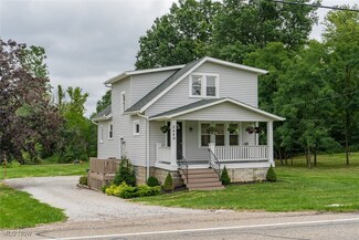 2449 Greensburg Rd, North Canton, OH 44720