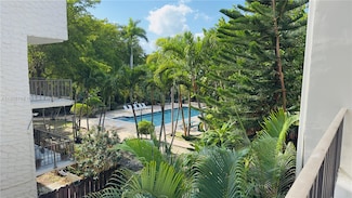 6900 N Kendall Dr Unit A304, Pinecrest, FL 33156