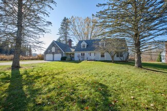 555 Friendship Rd, Waldoboro, ME 04572