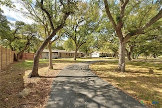 107 Suttles Ave, San Marcos, TX 78666