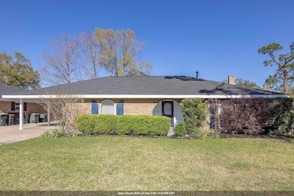 1615 St Charles, Houma, LA 70360