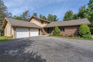 1062 Euler Rd, Brockport, NY 14420