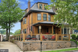130 E State St, Media, PA 19063