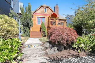 824 NW 56th St, Seattle, WA 98107