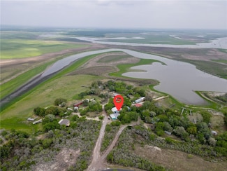 7040 Minson Dr, Sandia, TX 78383