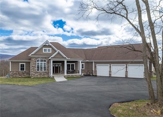 17 N High St, Uniontown, PA 15401