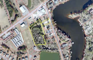 130 Perrytown, New Bern, NC 28562