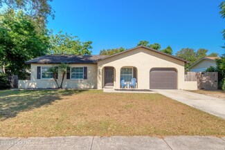 1011 Tompkins Dr, Port Orange, FL 32129