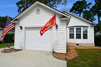 5 Wateree Ct, Beaufort, SC 29902