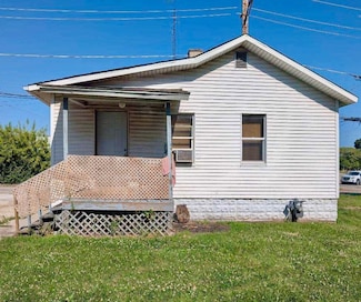 358 S Washington Ave, Kankakee, IL 60901