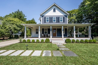 26 Treadwell Ave, Westport, CT 06880