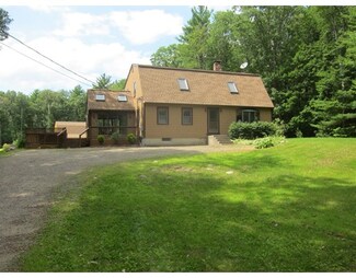 11 Bancroft Rd, Newton, NH 03858