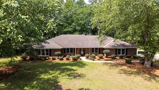 1004 Heather Ln, Sumter, SC 29154