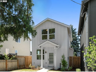 3106 SE 79th Ave Unit C, Portland, OR 97206