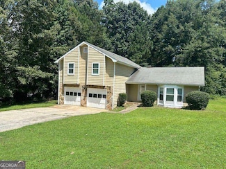 4586 High Gate Ln, Lithonia, GA 30038
