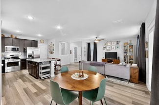 2048 Dove Creek Ln, Mesquite, TX 75149