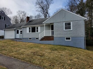 25 Century Ln, Milton, MA 02186