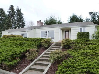 2004 Lakeway Dr, Bellingham, WA 98229