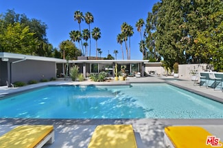 20150 Delita Dr, Woodland Hills, CA 91364