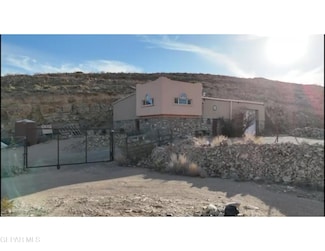 17302 Fantasy Isle Ln, El Paso, TX 79938