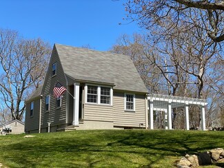 573 Potomska Rd, South Dartmouth, MA 02748
