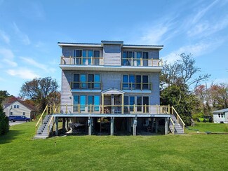 7677 E Side Rd, Chincoteague, VA 23336