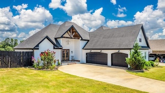 133 Plantation Dr, Mayflower, AR 72106