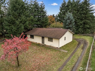 954 S Military Rd, Winlock, WA 98596