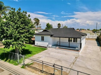 9831 Oleander Ave, Fontana, CA 92335