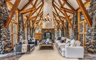 8745 Lahontan Dr, Truckee, CA 96161