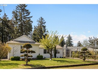 11812 SE Taylor St, Portland, OR 97216