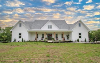 840 A T Dean Rd, Harrodsburg, KY 40330