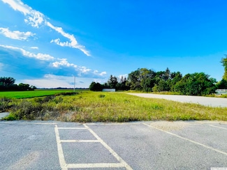 2571 SE 4th St, Mason City, IA 50401